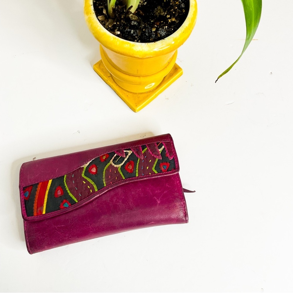 VINTAGE Magenta Leather Clutch Wallet with Colorful Embroidered Accent